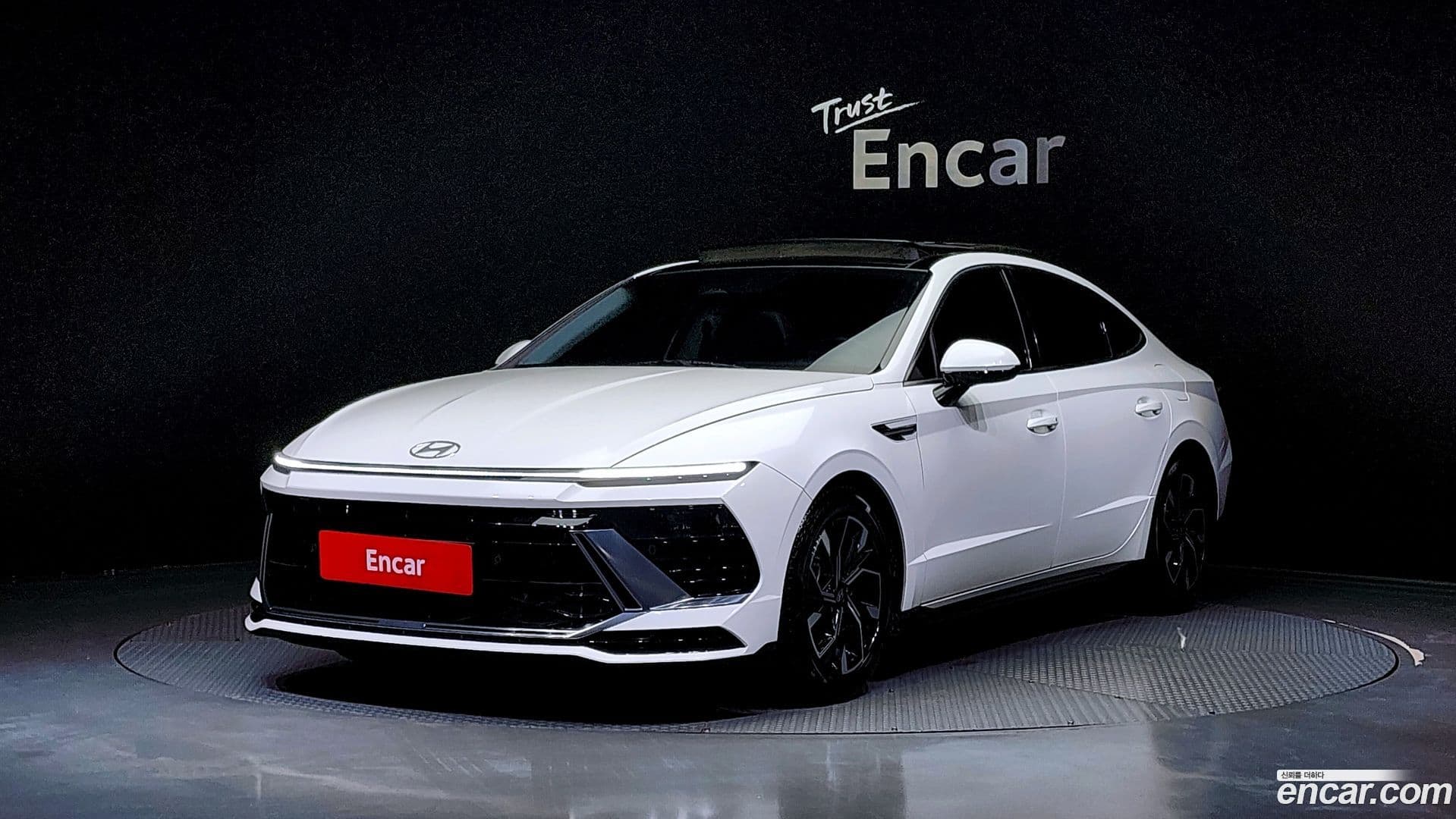 Main__Slider__Photo:Sonata Hyundai 2023.5-0