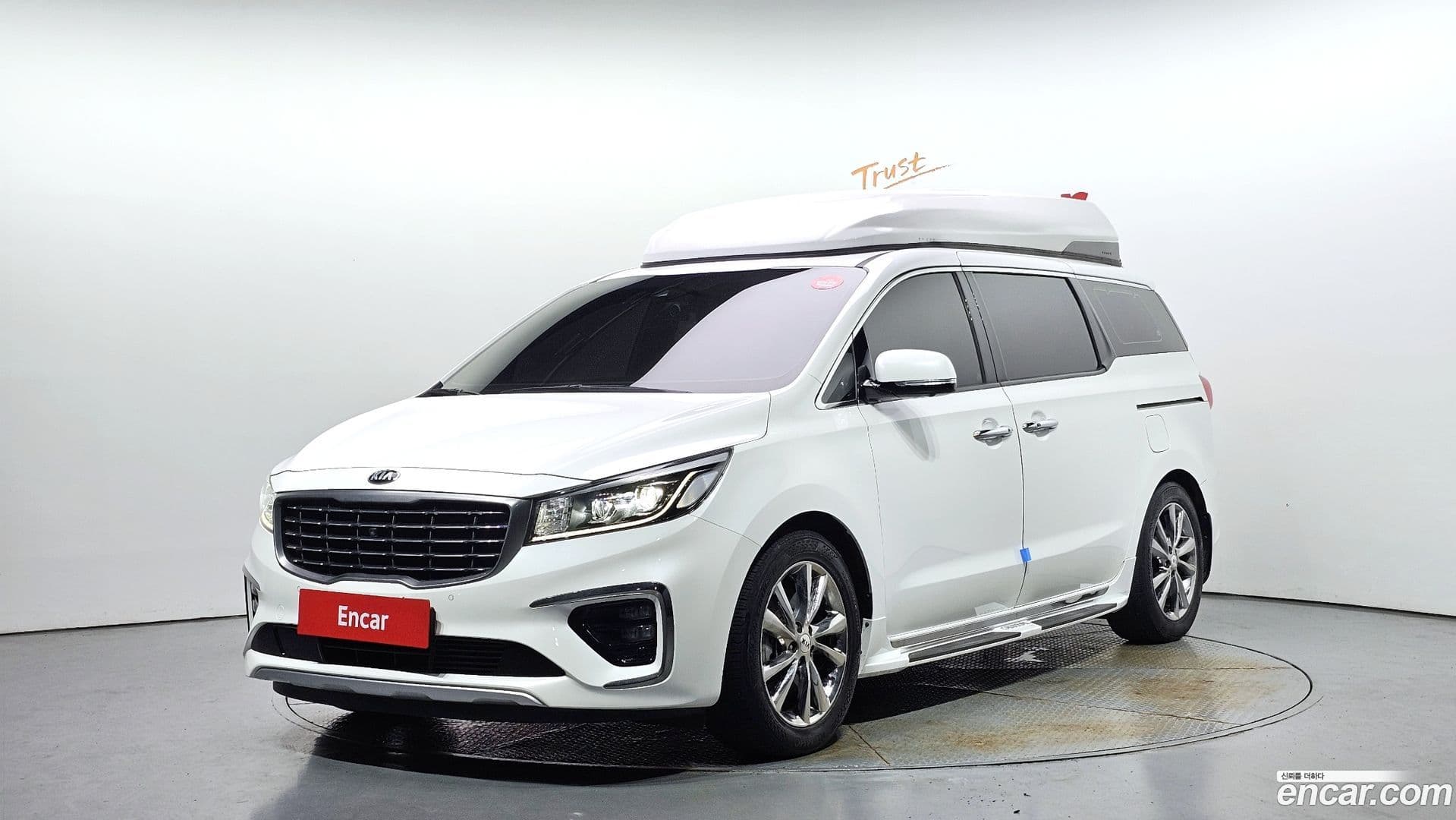 Main__Slider__Photo:Canival Kia 2018.11-0