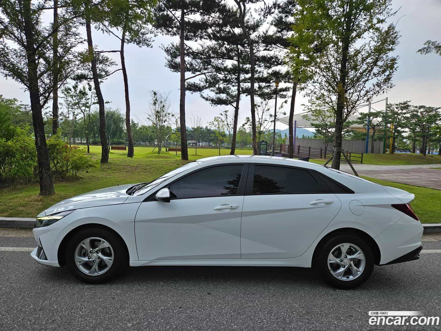 AVANTE Hyundai 2021.2-OUTER-002