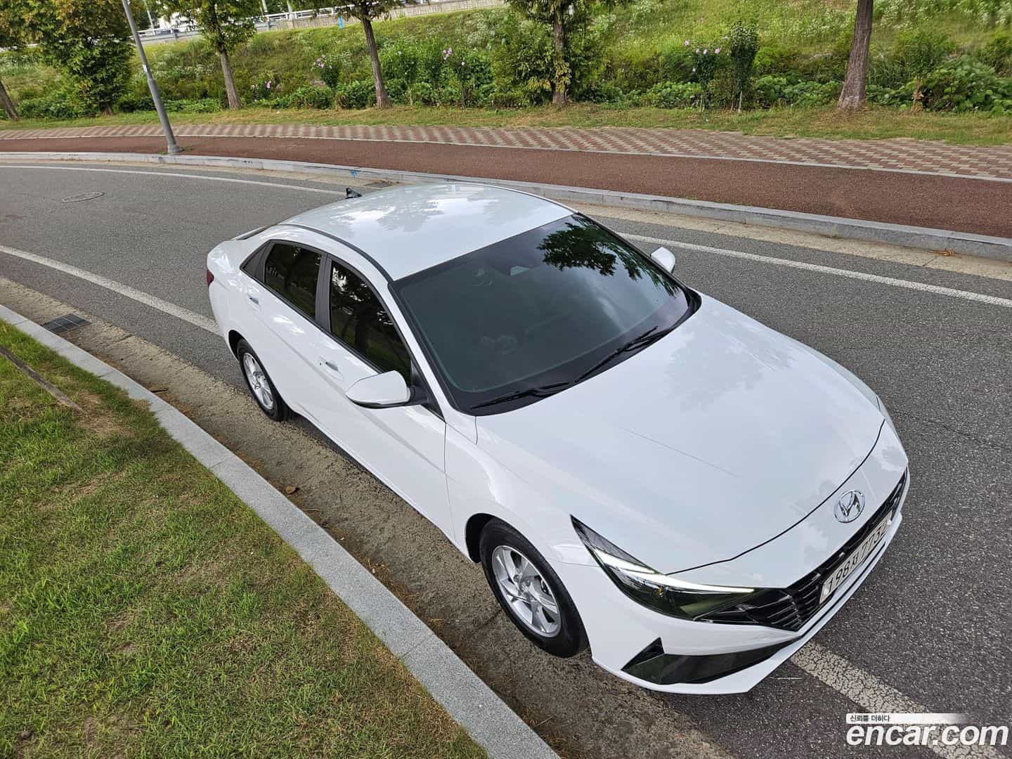 AVANTE Hyundai 2021.2-OUTER-003