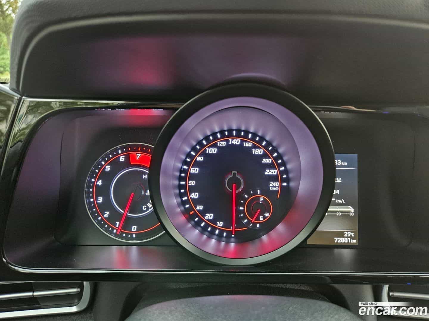 AVANTE Hyundai 2021.2-OPTION-016