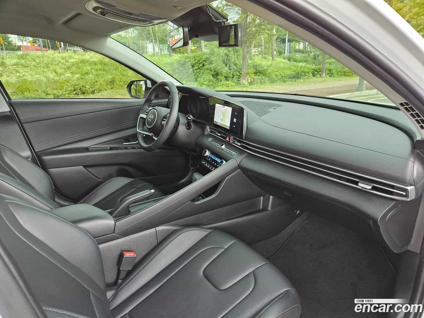 AVANTE Hyundai 2021.2-OPTION-021