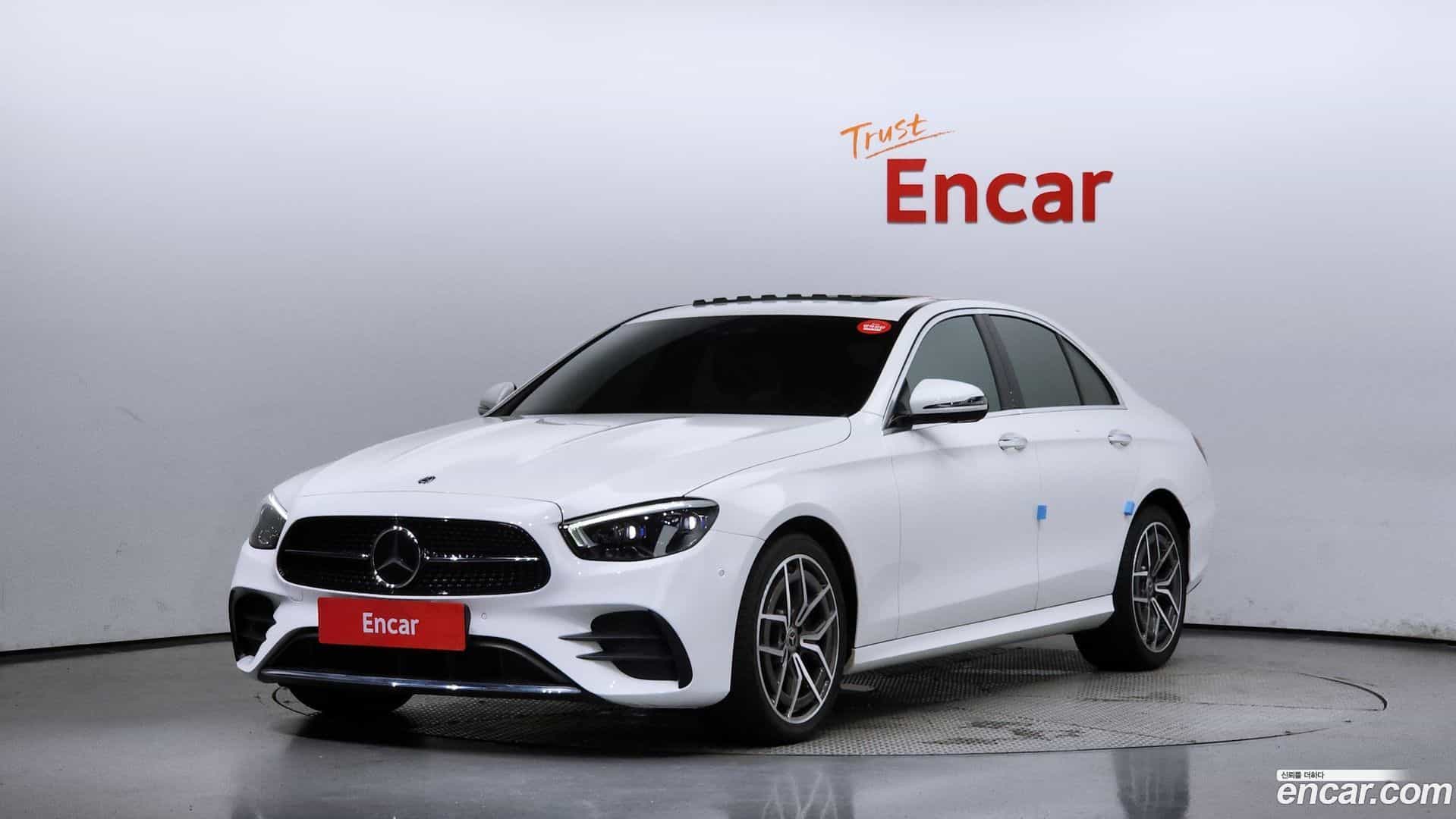 E-Class Mercedes-Benz 2020.10-OUTER-001