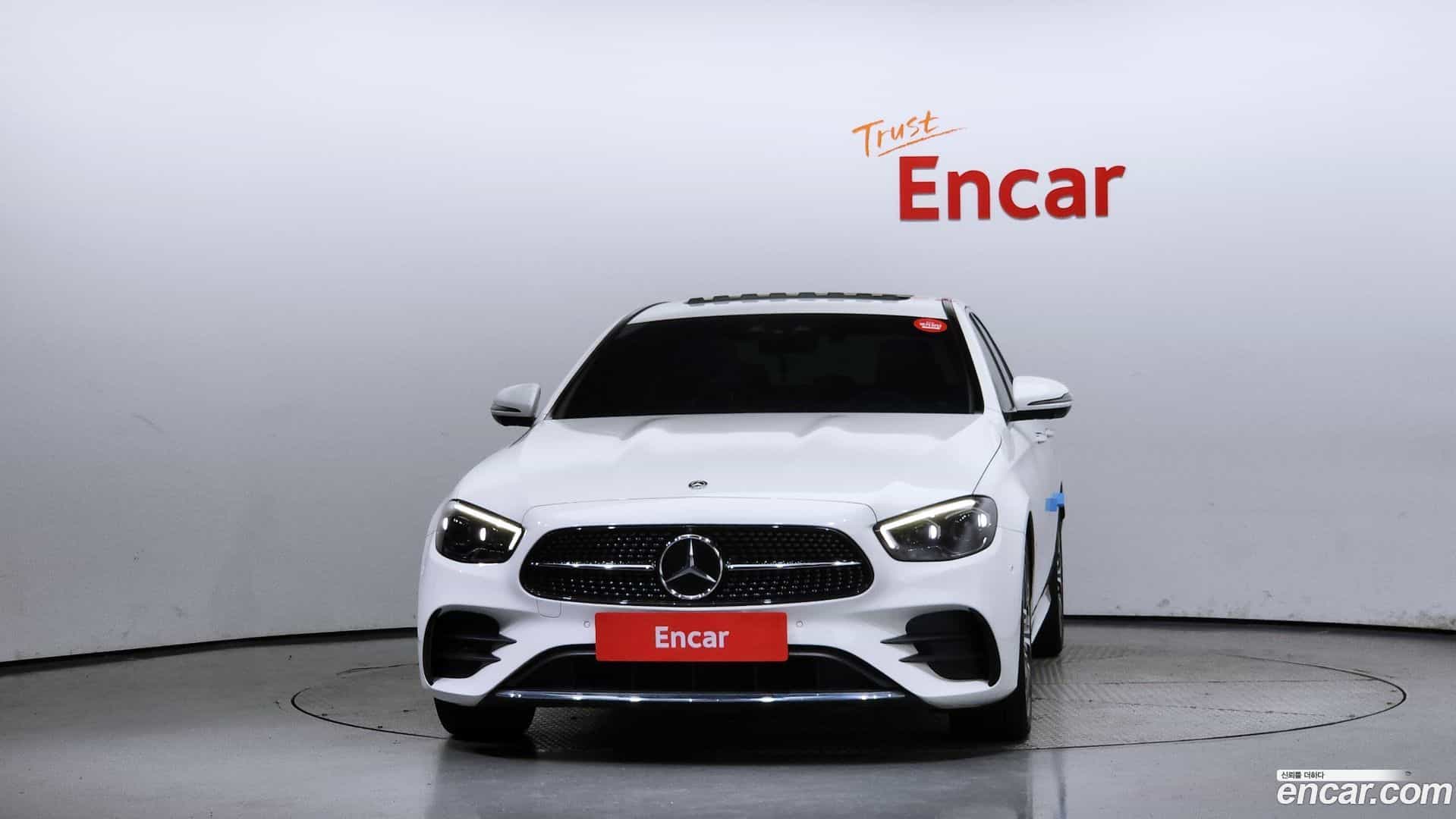 E-Class Mercedes-Benz 2020.10-OUTER-003