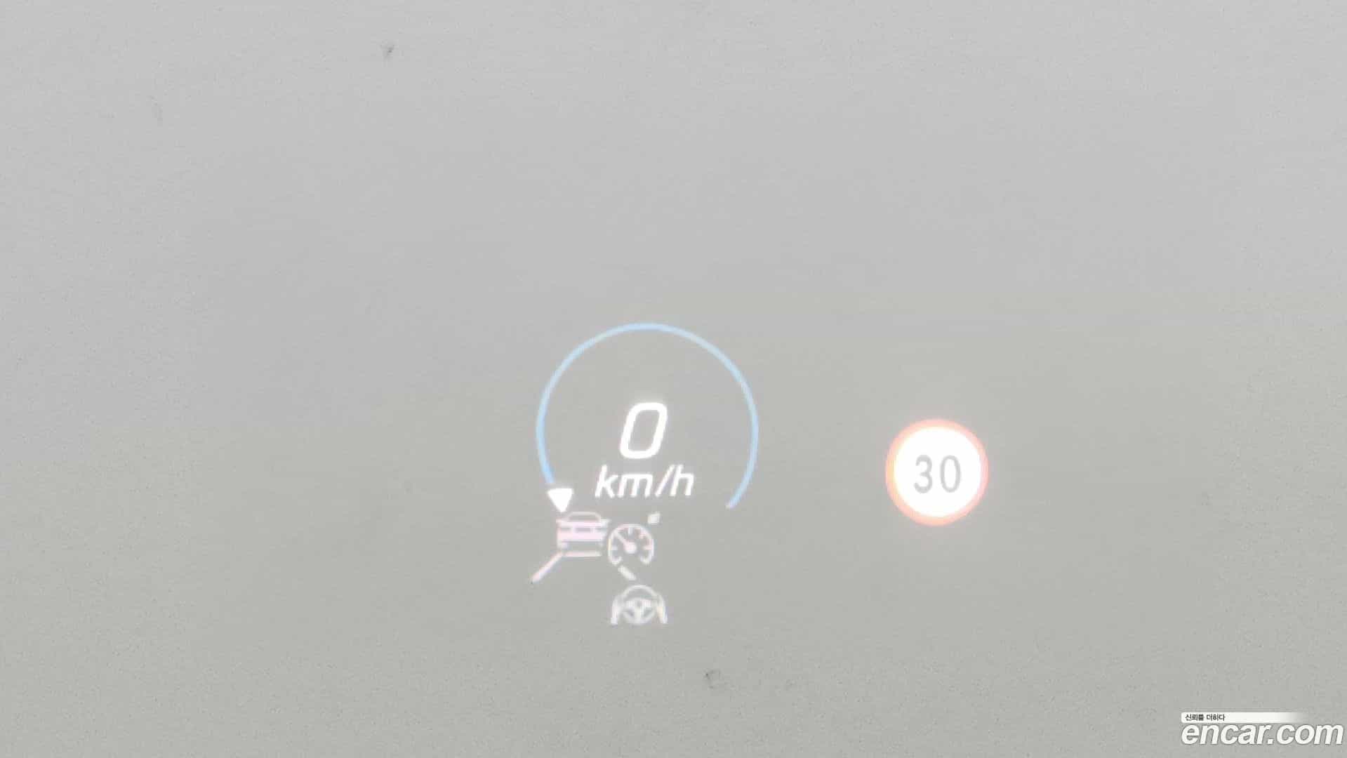 E-Class Mercedes-Benz 2020.10-OPTION-021