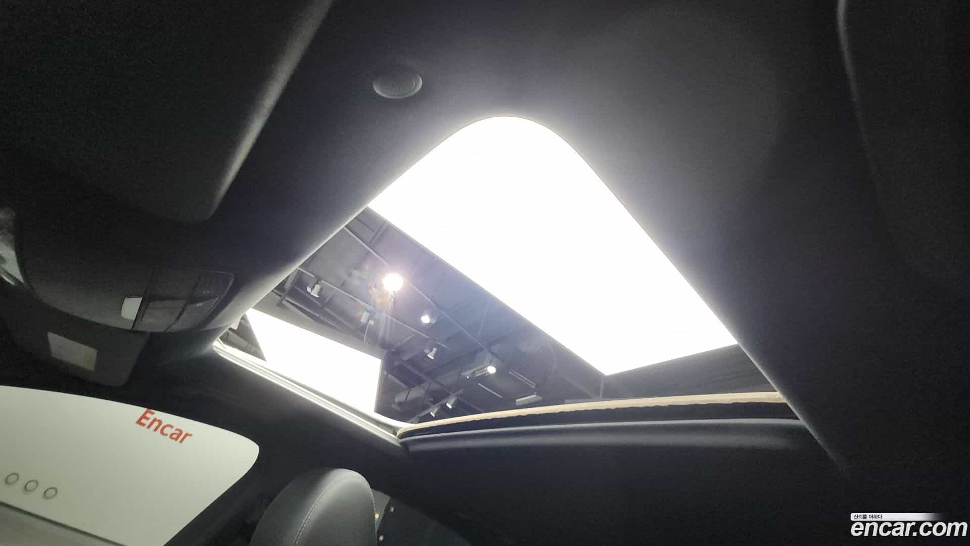 E-Class Mercedes-Benz 2020.10-OPTION-022