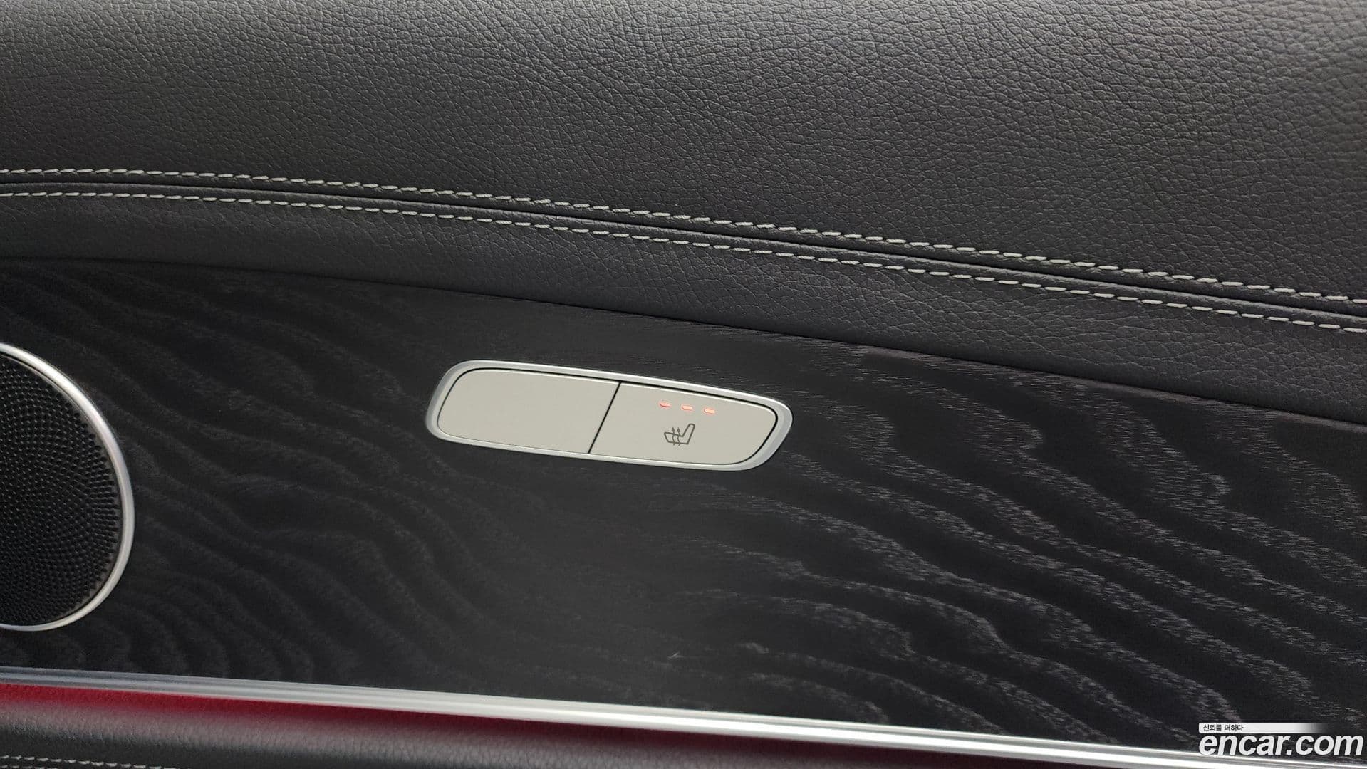 Main__Slider__Photo:E-Class Mercedes-Benz 2020.10-18