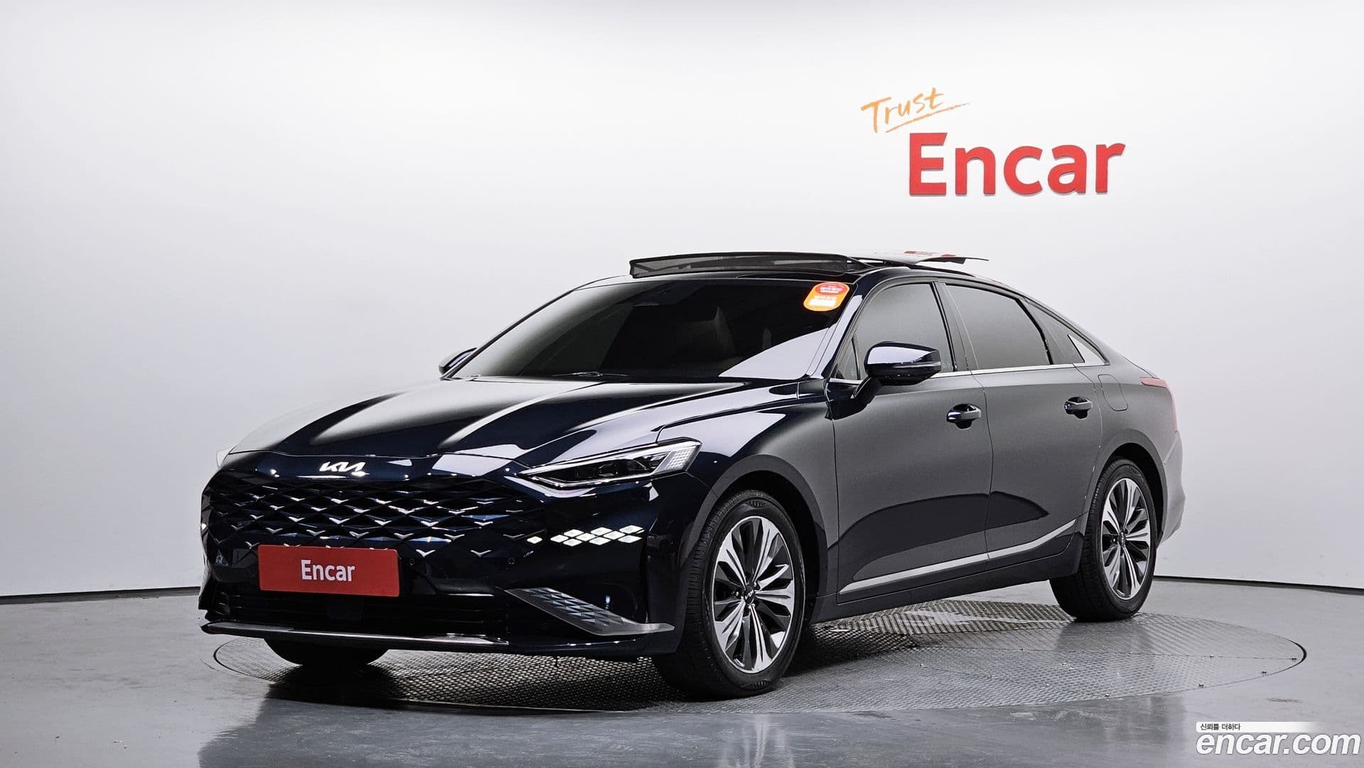 Main__Slider__Photo:K8 Kia 2021.9-0