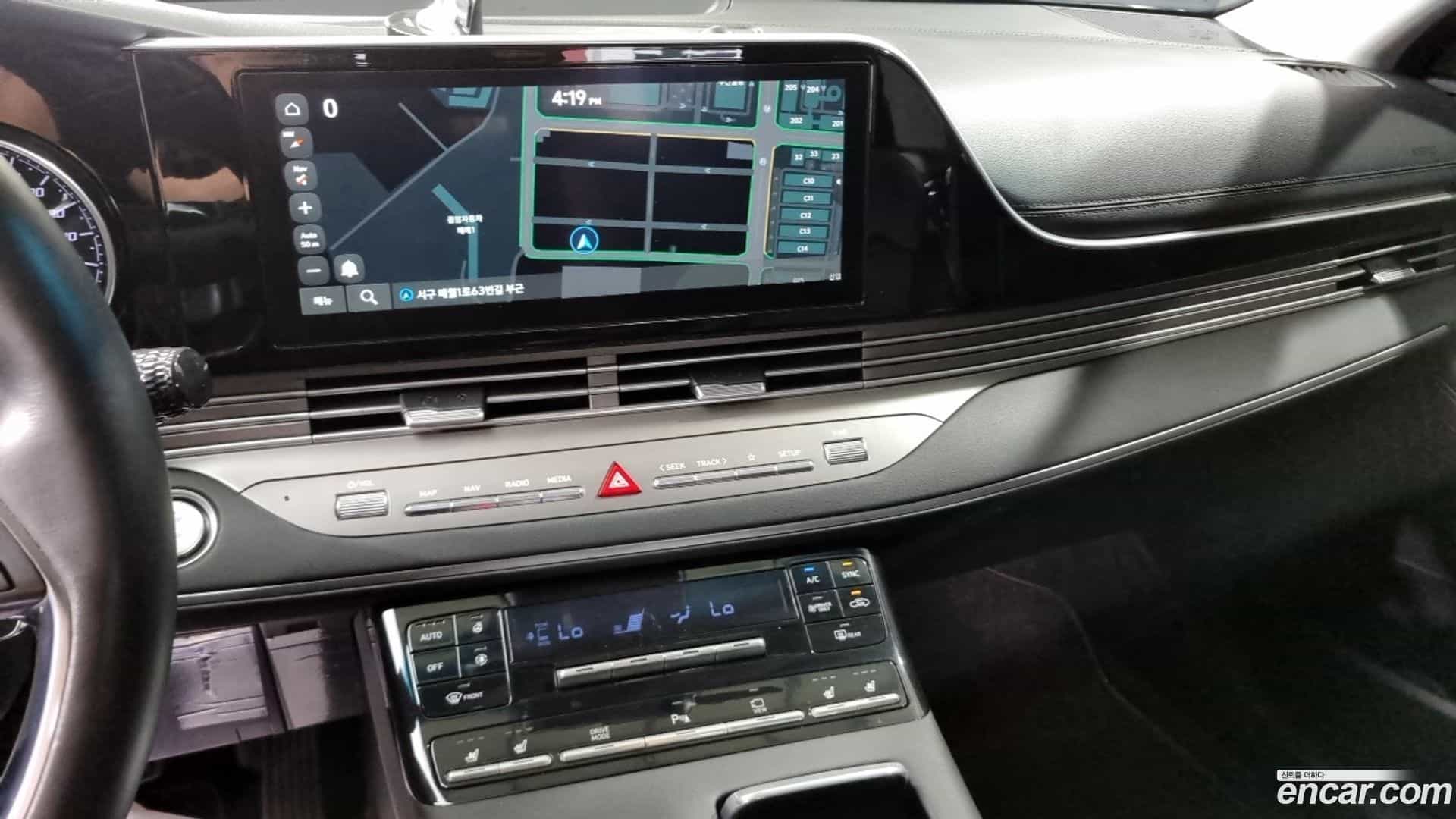 Grandeur Hyundai 2020.0-OPTION-018