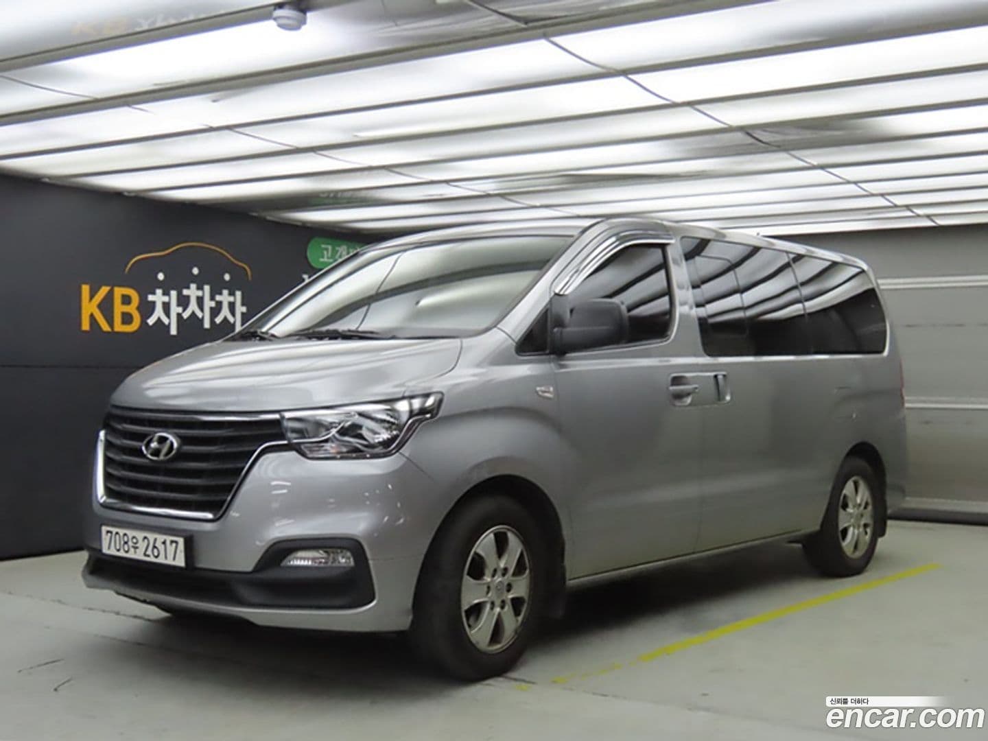 Main__Slider__Photo:Starex Hyundai 2019.2-0
