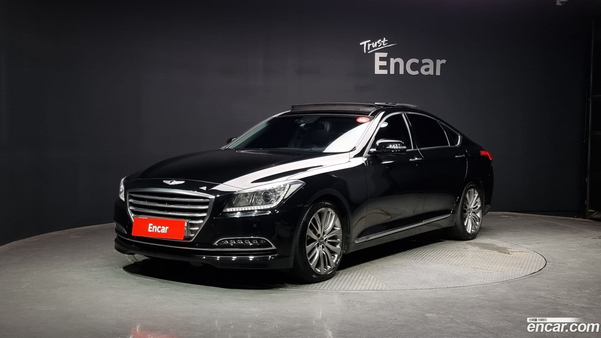 Main__Slider__Photo:Genesis Hyundai 2015.6-0