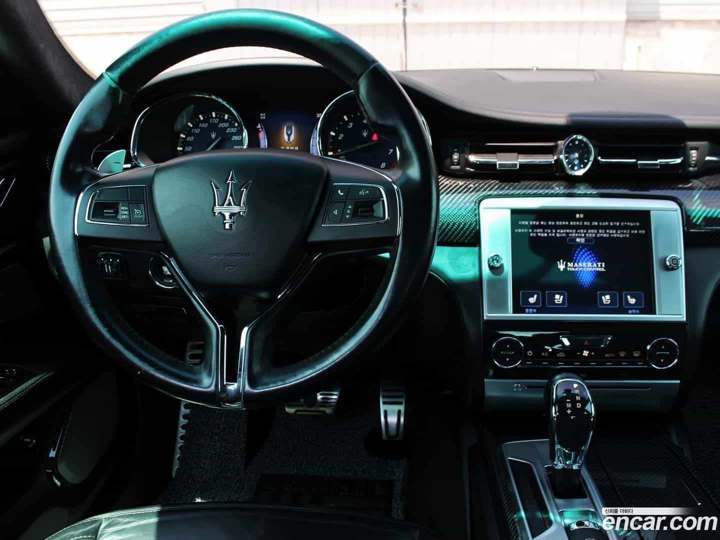 Quattroporte Maserati 2013.11-INNER-009