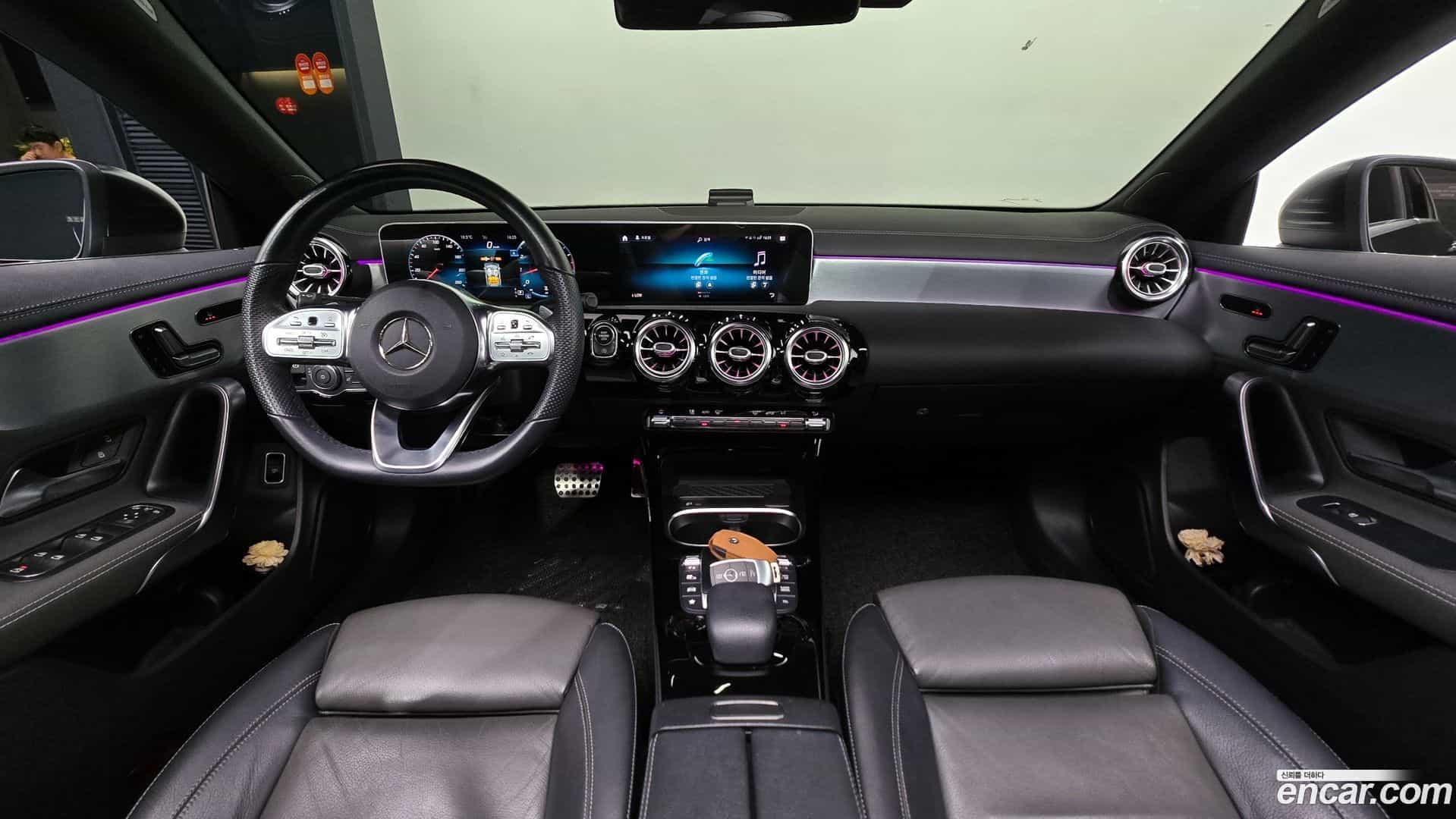CLA-Class Mercedes-Benz 2020.4-INNER-007