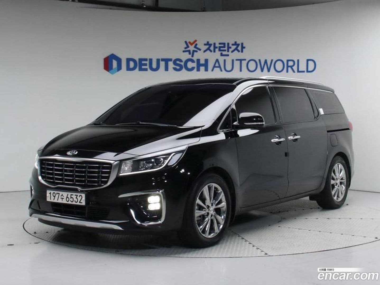 Main__Slider__Photo:Canival Kia 2018.7-0