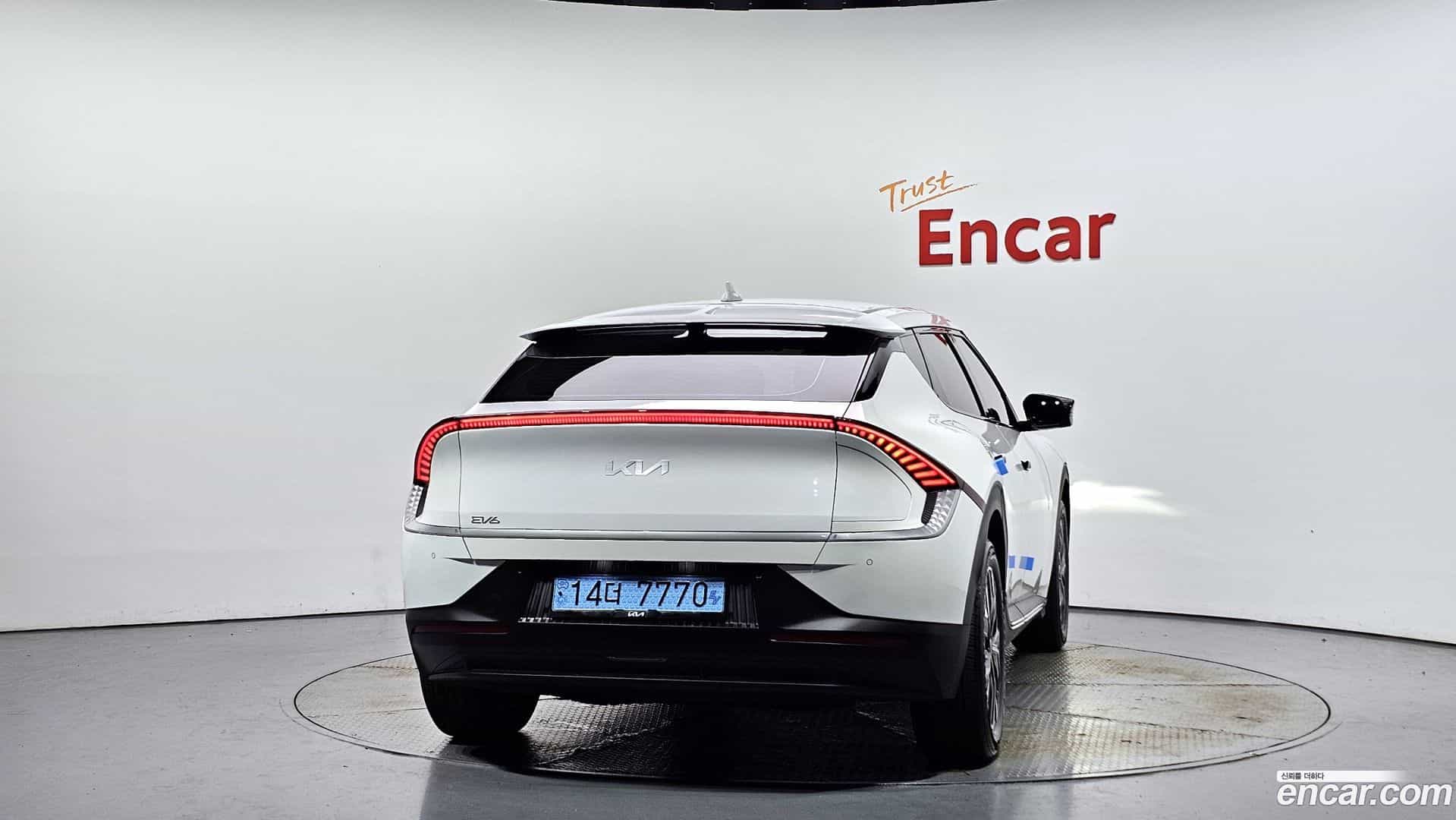 EV6 Kia 2021.10-OUTER-004