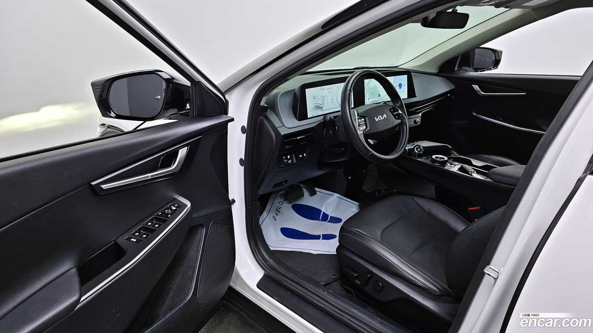EV6 Kia 2021.10-INNER-010