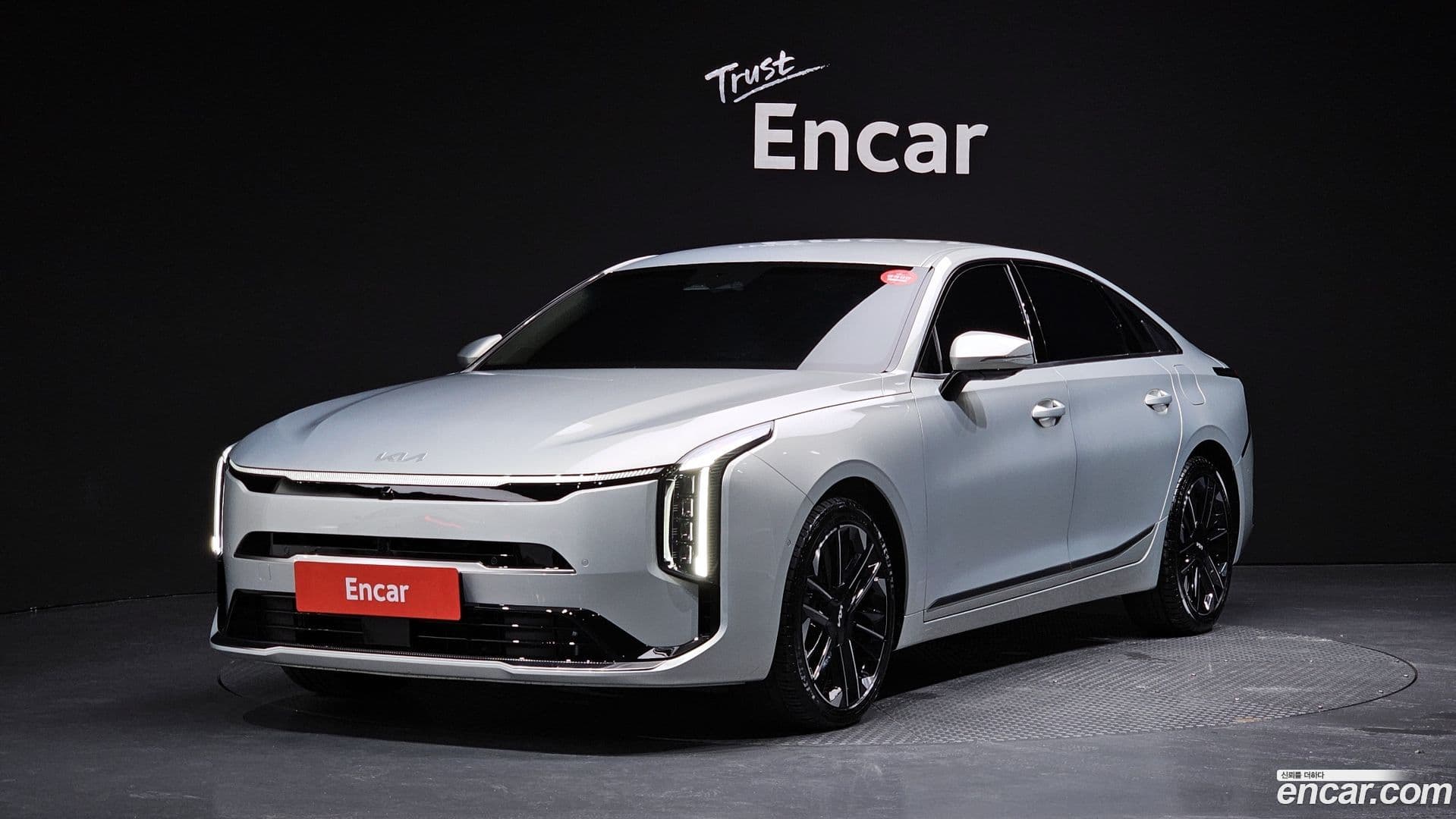 Main__Slider__Photo:K8 Kia 2025.0-0
