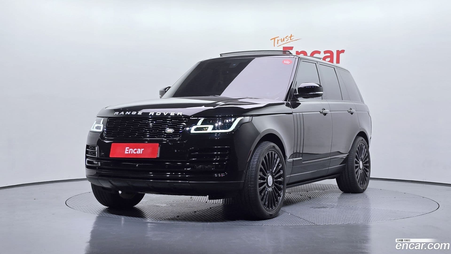 Main__Slider__Photo:Range Rover Land Rover 2015.11-0