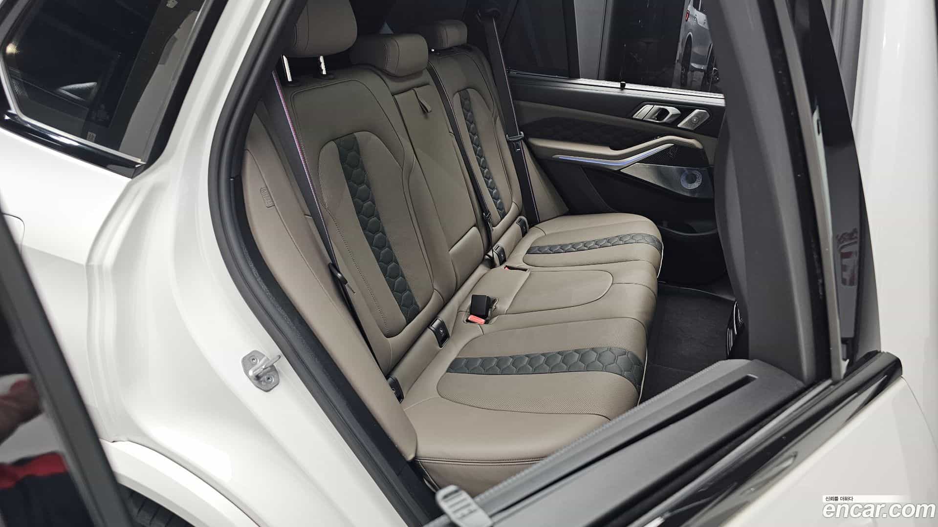 X5M BMW 2023.6-OPTION-015