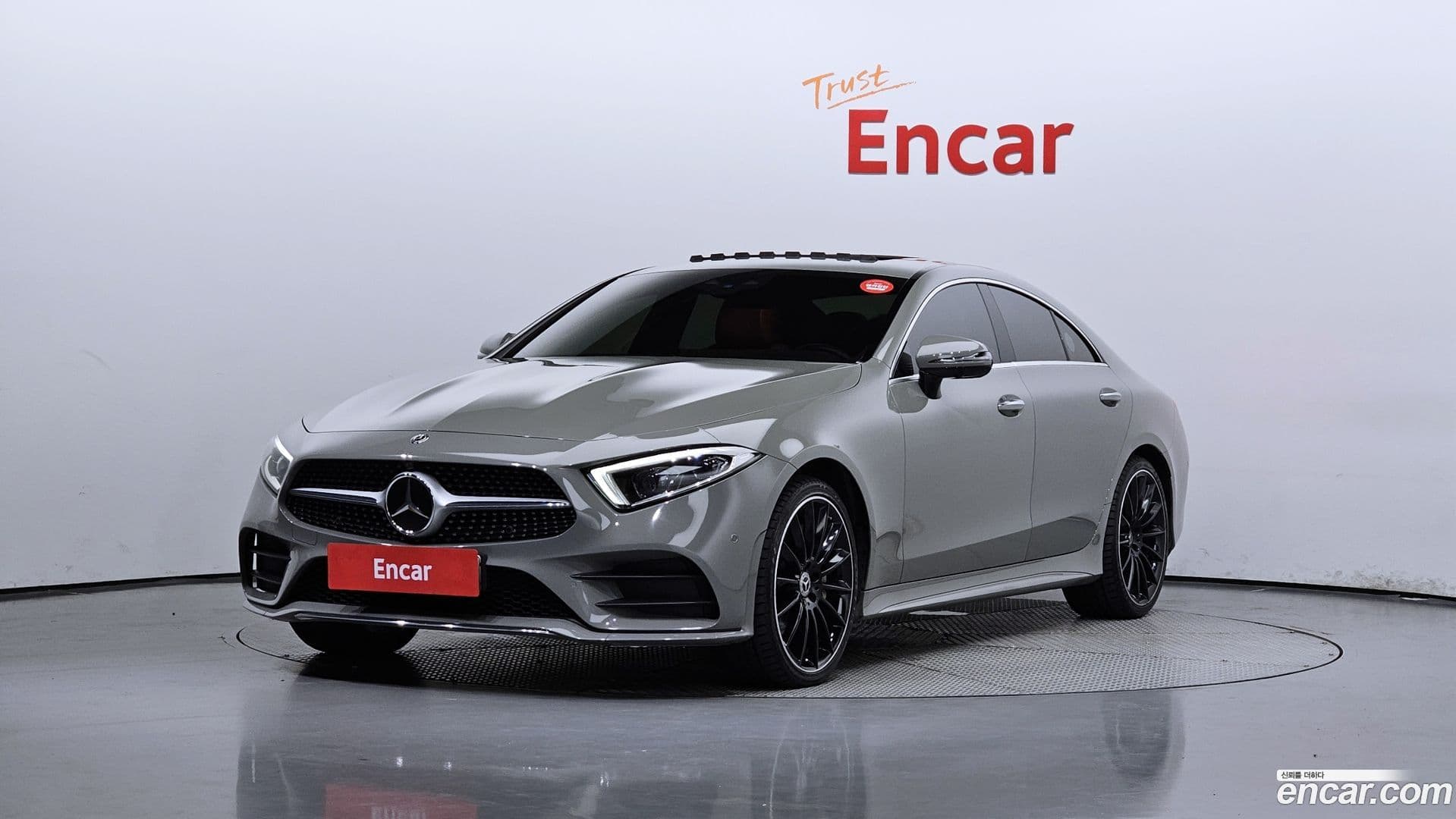 Main__Slider__Photo:CLS-Class Mercedes-Benz 2020.10-0