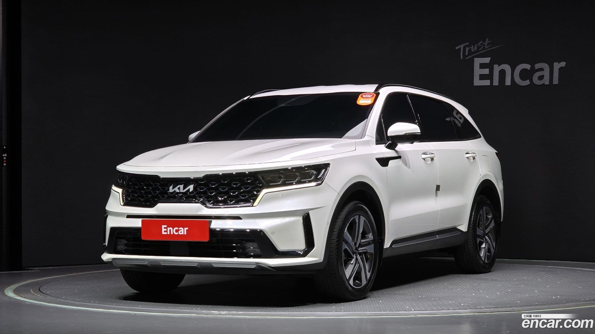 Main__Slider__Photo:Sorento Kia 2023.2-0