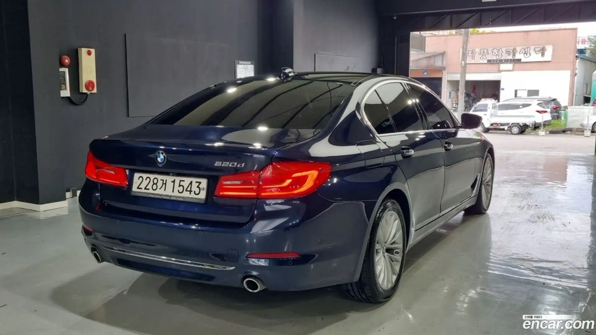 5-Series BMW 2018.11-OUTER-003
