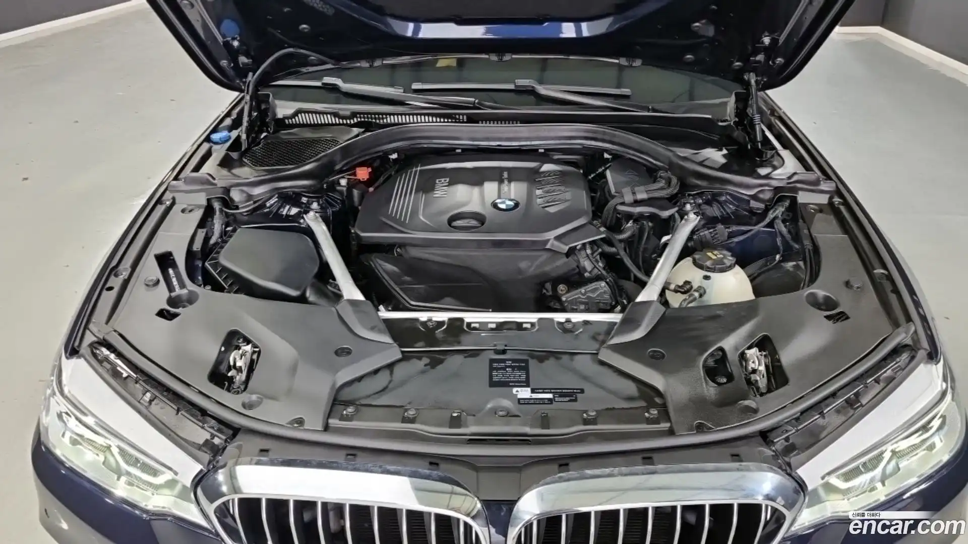 5-Series BMW 2018.11-OUTER-006