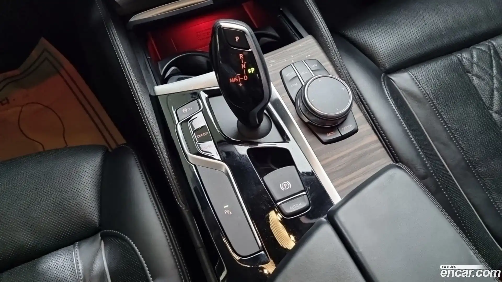 5-Series BMW 2018.11-INNER-009