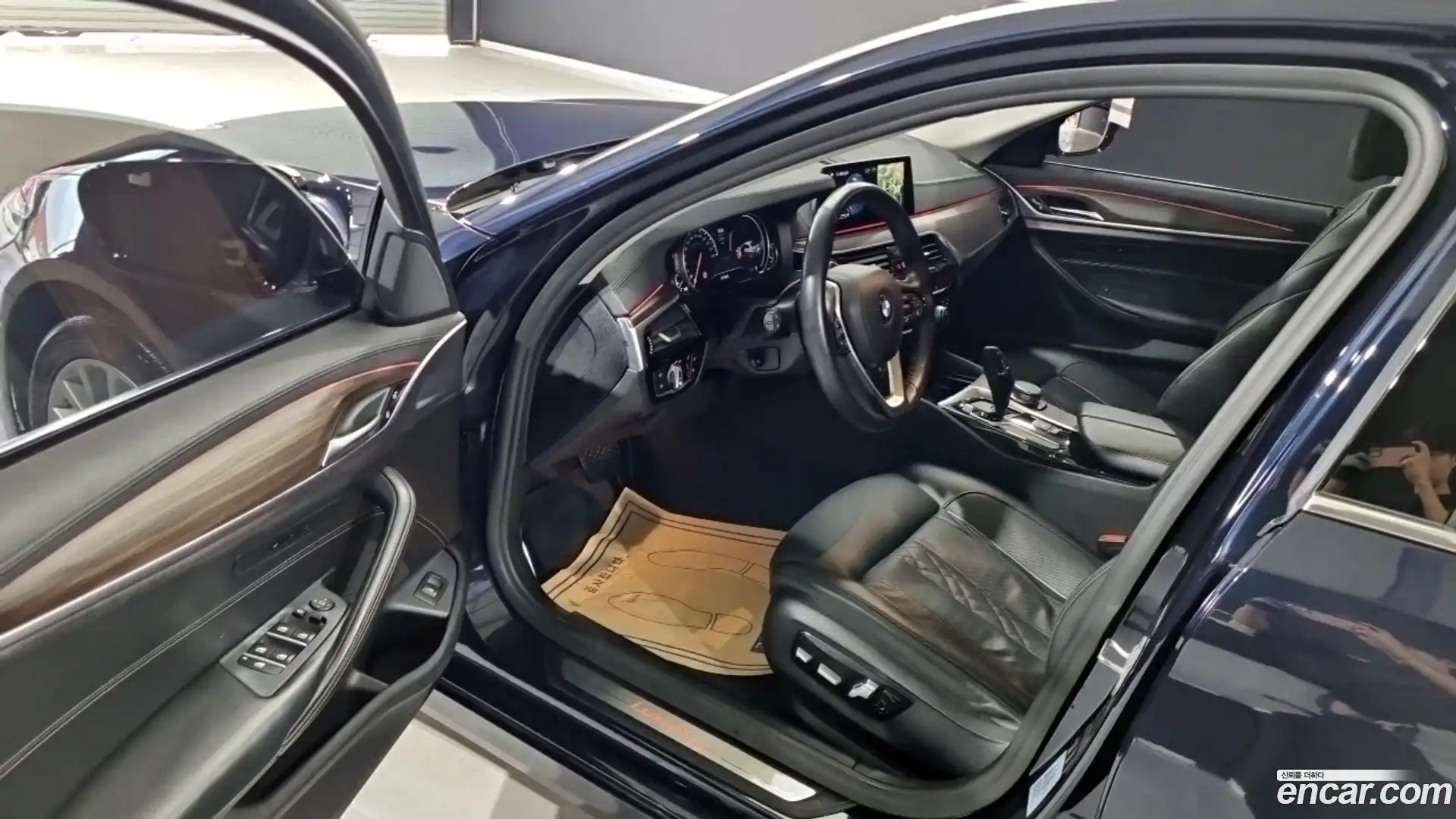 5-Series BMW 2018.11-INNER-010