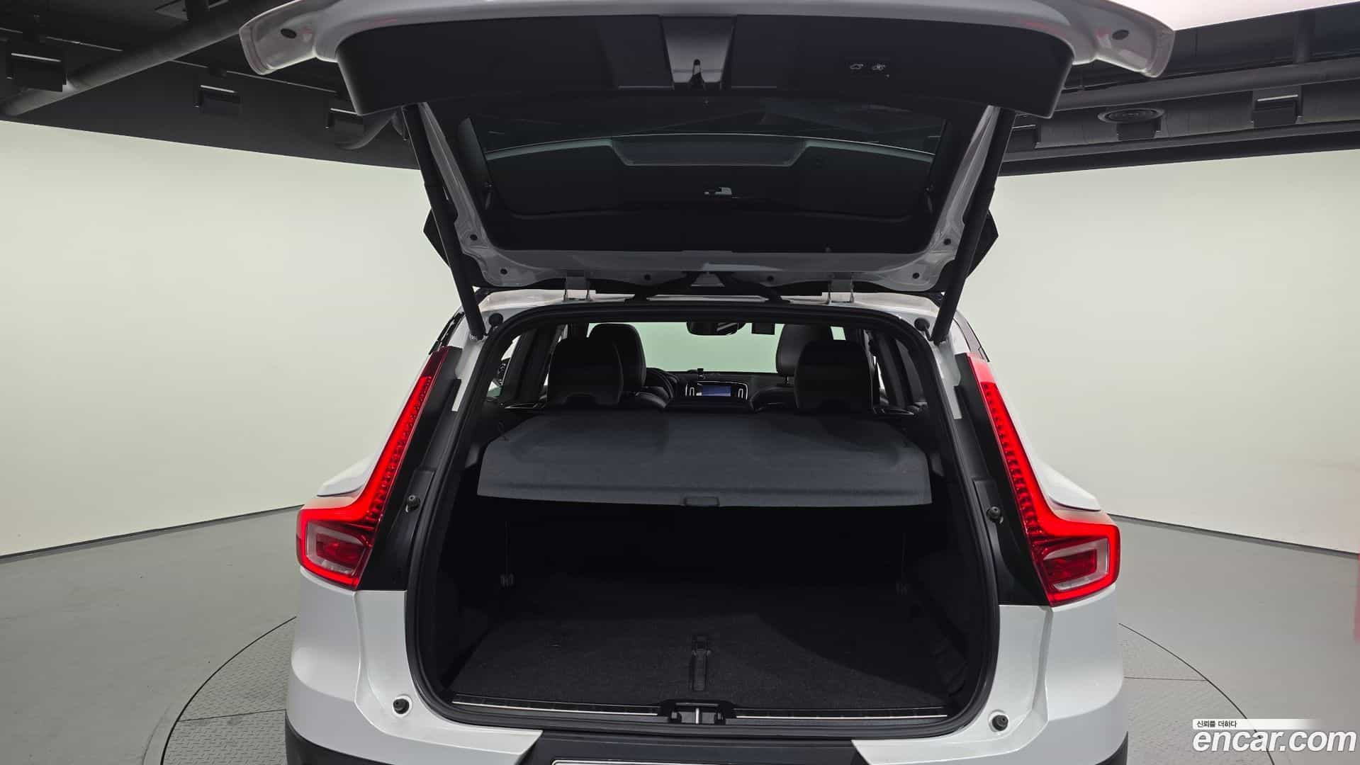 XC40 Volvo 2019.8-OPTION-024