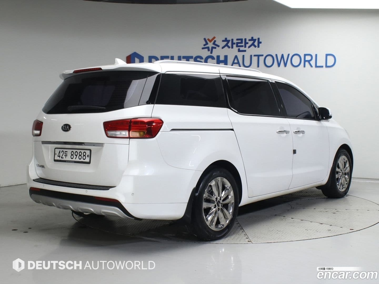 Main__Slider__Photo:Canival Kia 2014.10-0