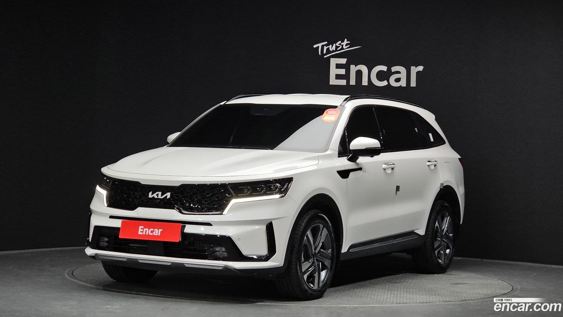 Main__Slider__Photo:Sorento Kia 2023.6-0