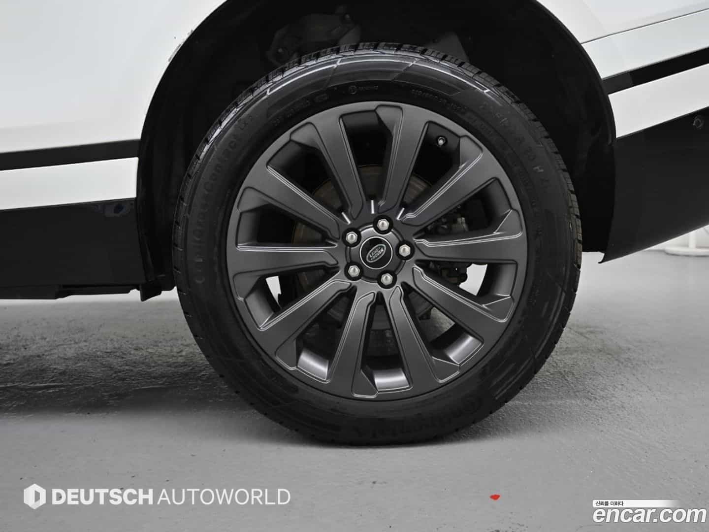 Range Rover Velar Land Rover 2020.11-OUTER-005