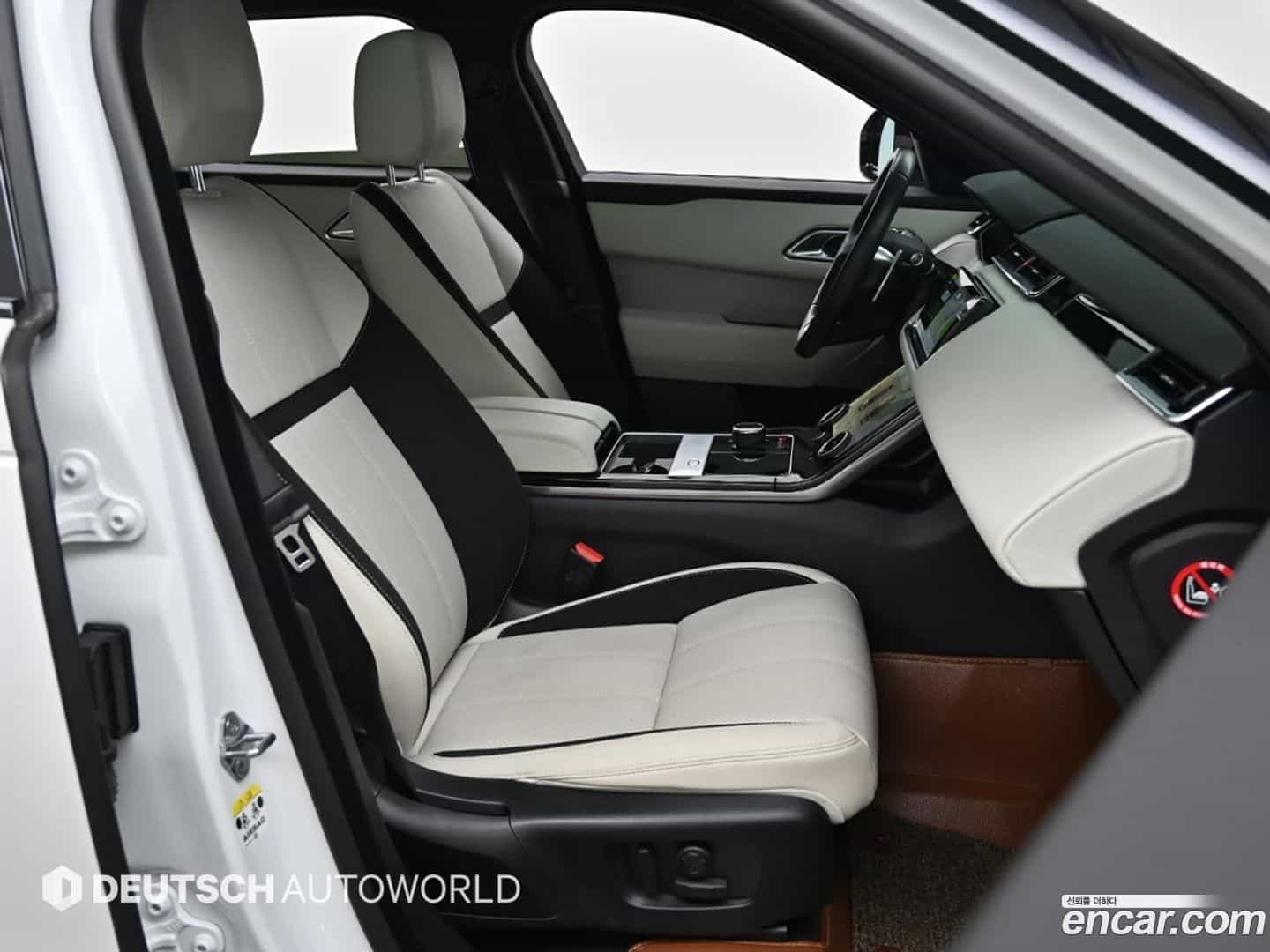Range Rover Velar Land Rover 2020.11-INNER-010