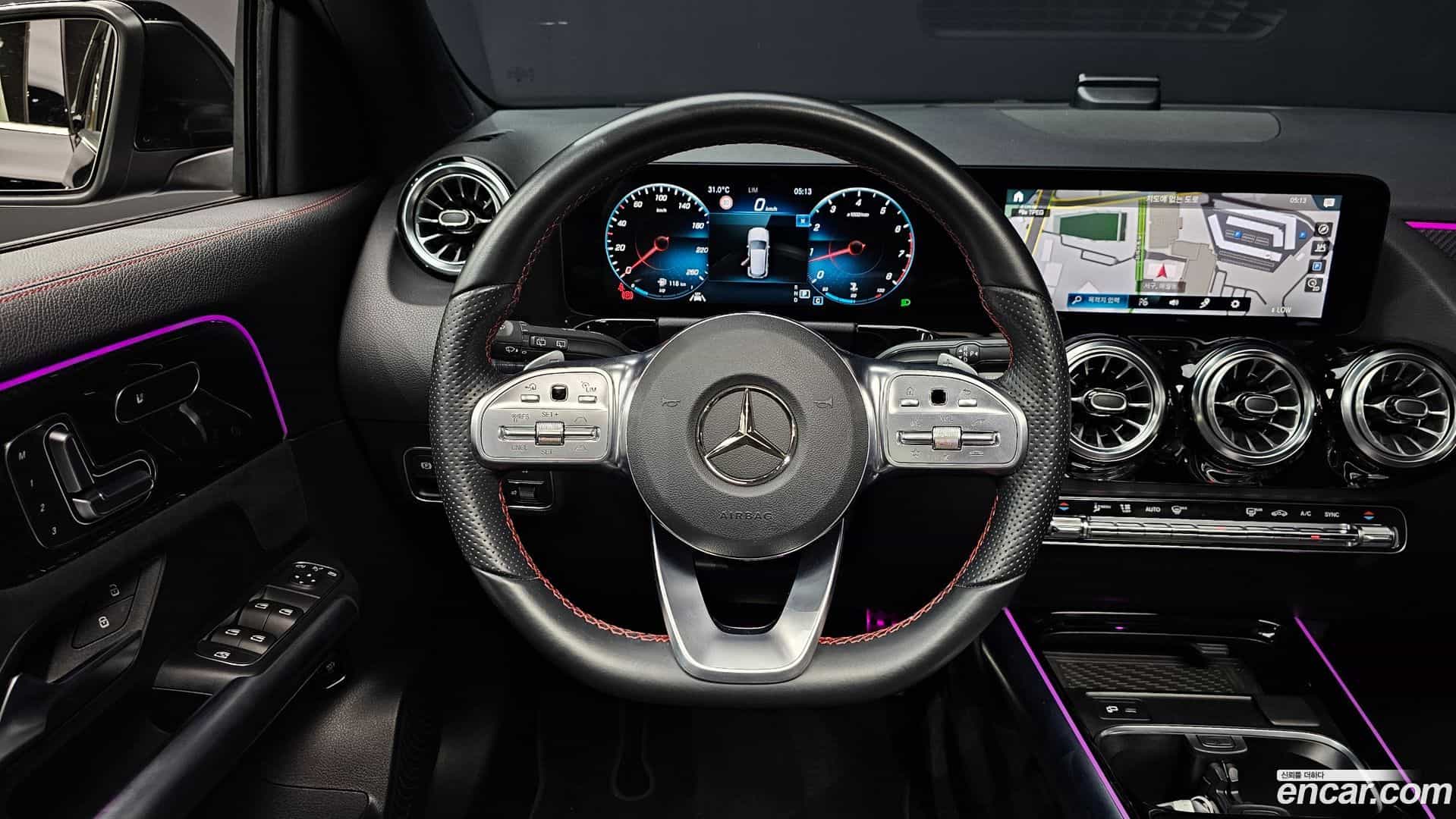 GLA-Class Mercedes-Benz 2023.11-OPTION-017