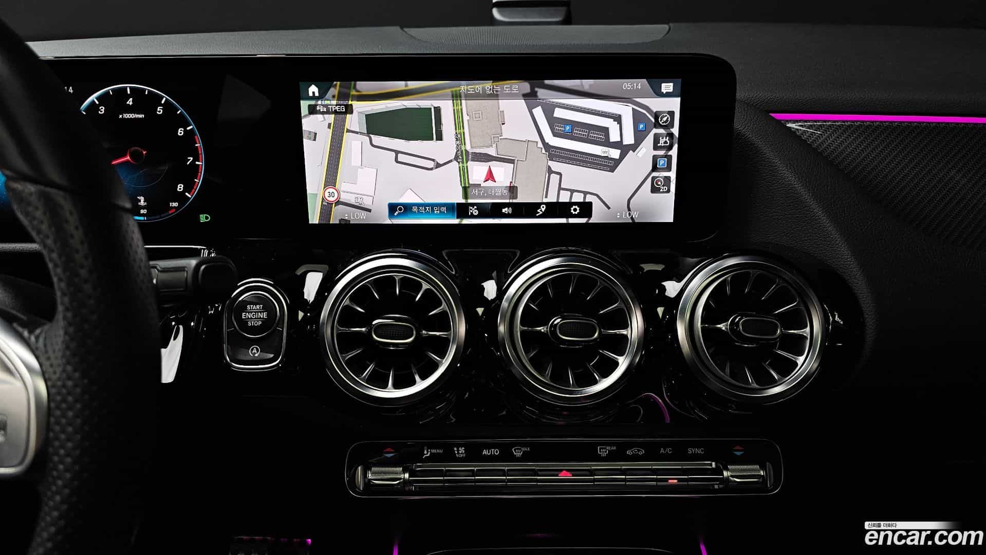 GLA-Class Mercedes-Benz 2023.11-OPTION-018