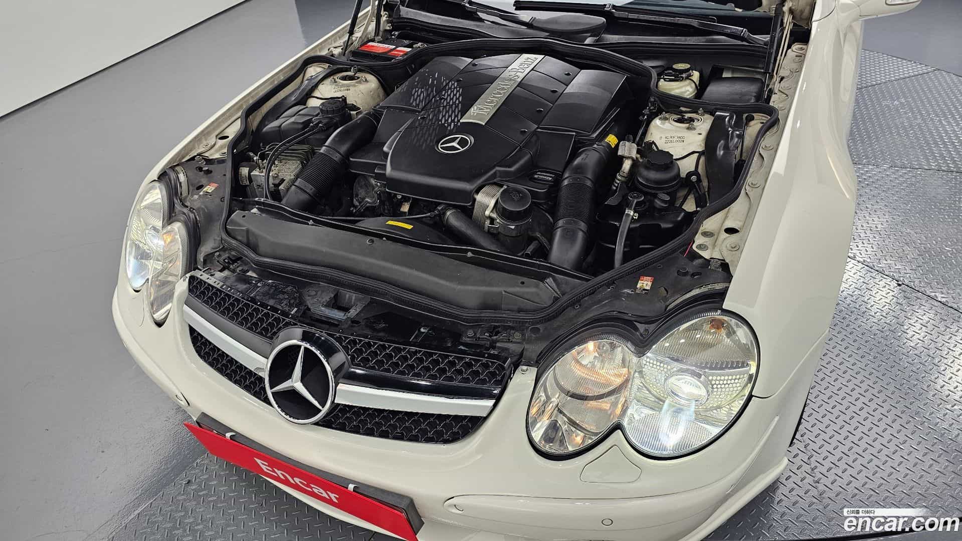 SL-Class Mercedes-Benz 2002.11-INNER-006