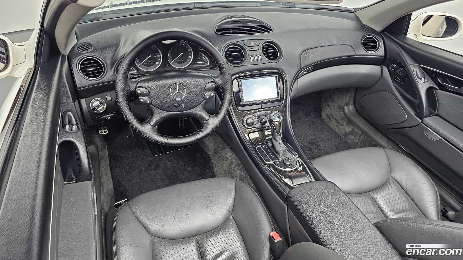 SL-Class Mercedes-Benz 2002.11-INNER-007