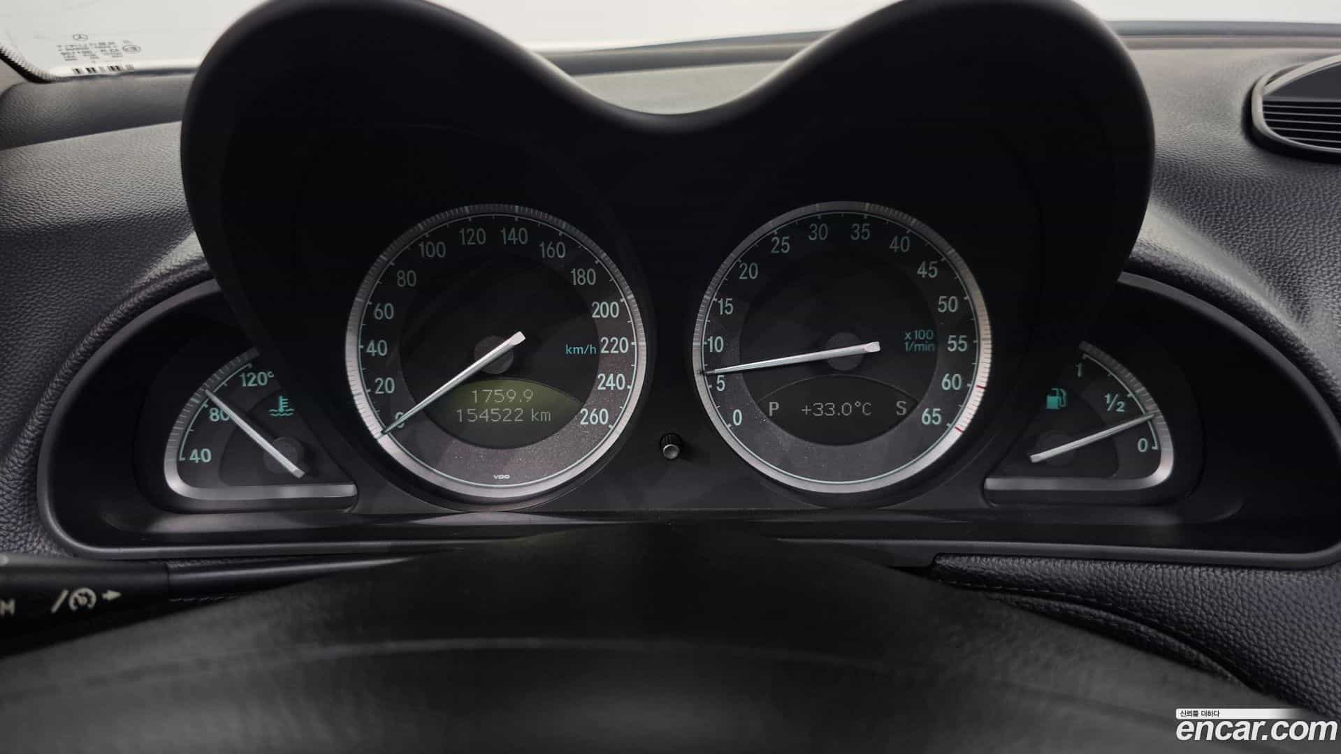 SL-Class Mercedes-Benz 2002.11-INNER-008