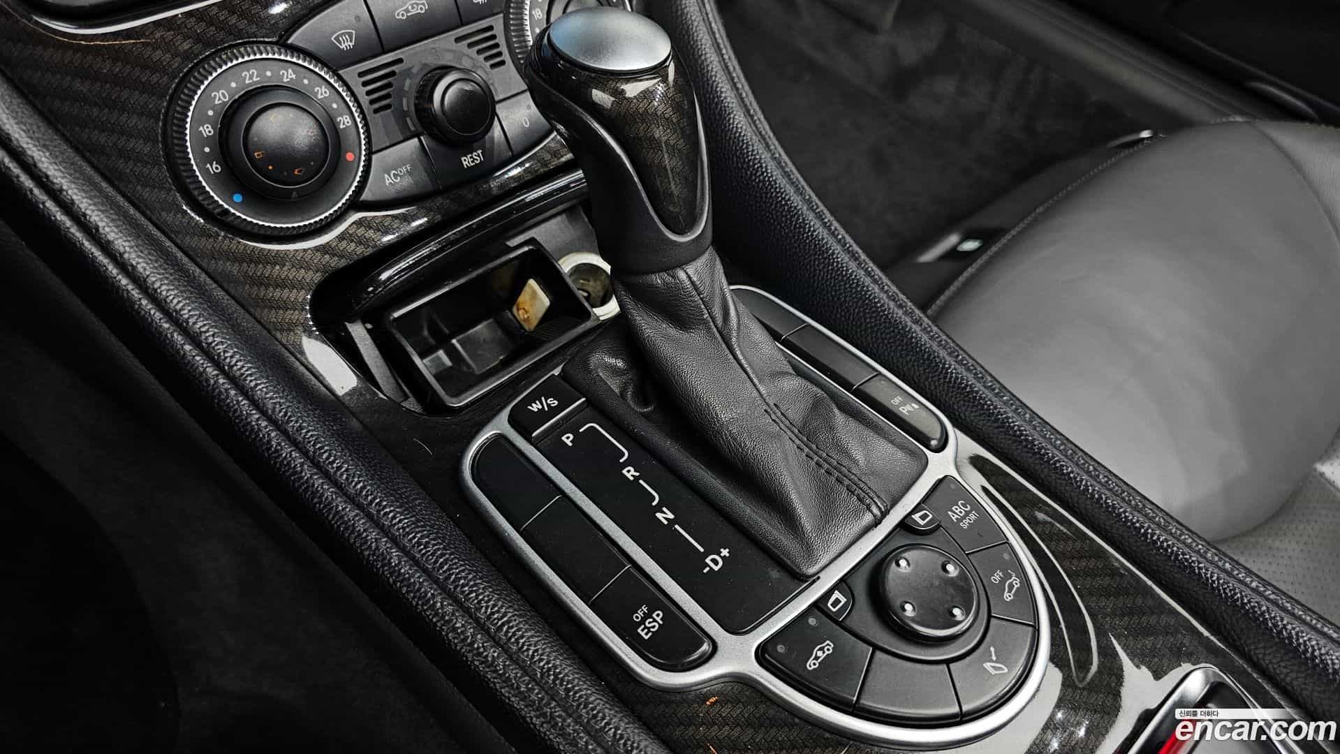 SL-Class Mercedes-Benz 2002.11-INNER-009