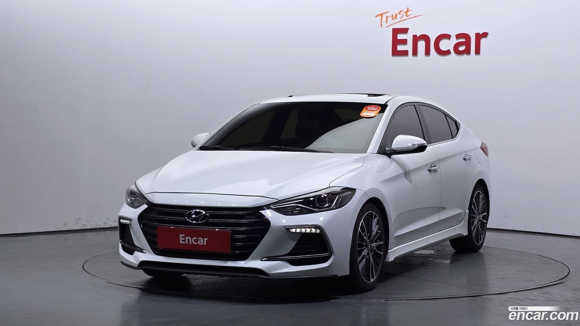 Main__Slider__Photo:AVANTE Hyundai 2016.7-0