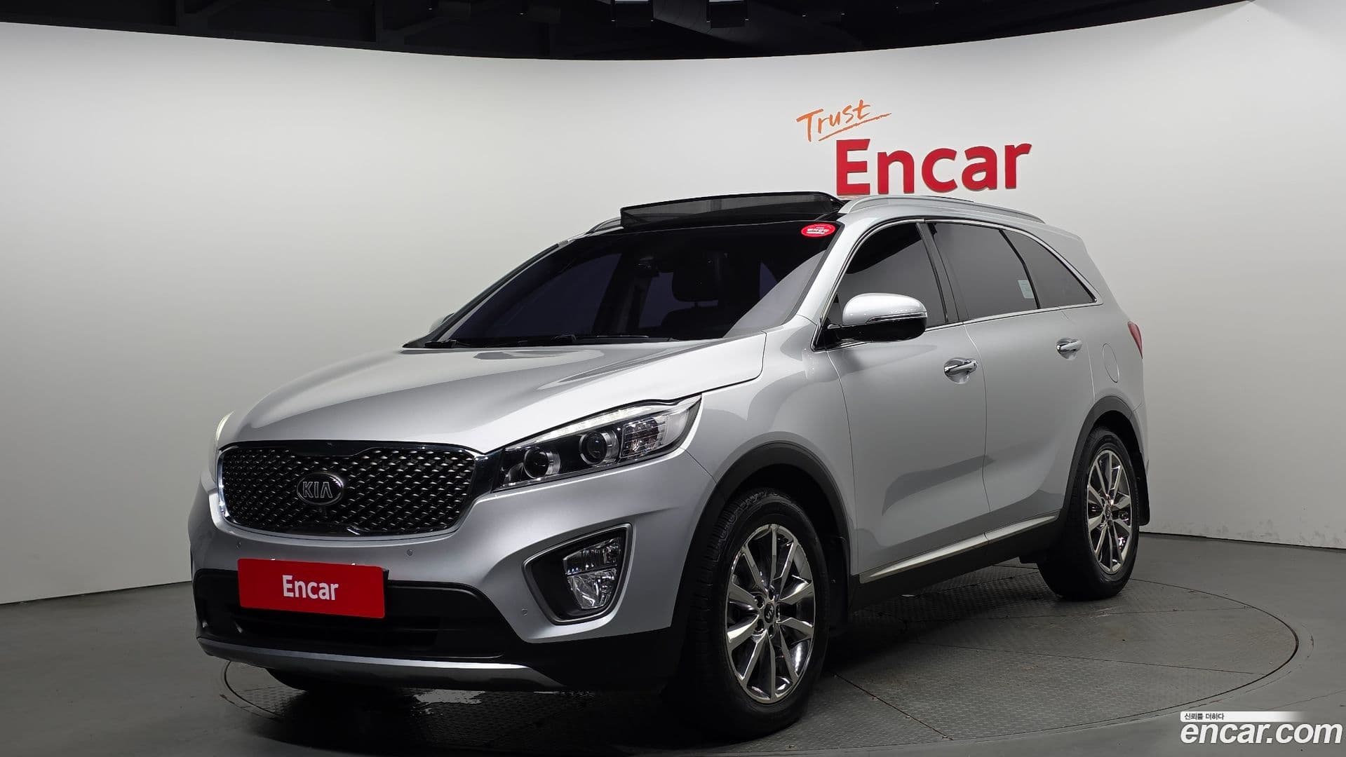 Main__Slider__Photo:Sorento Kia 2014.8-0
