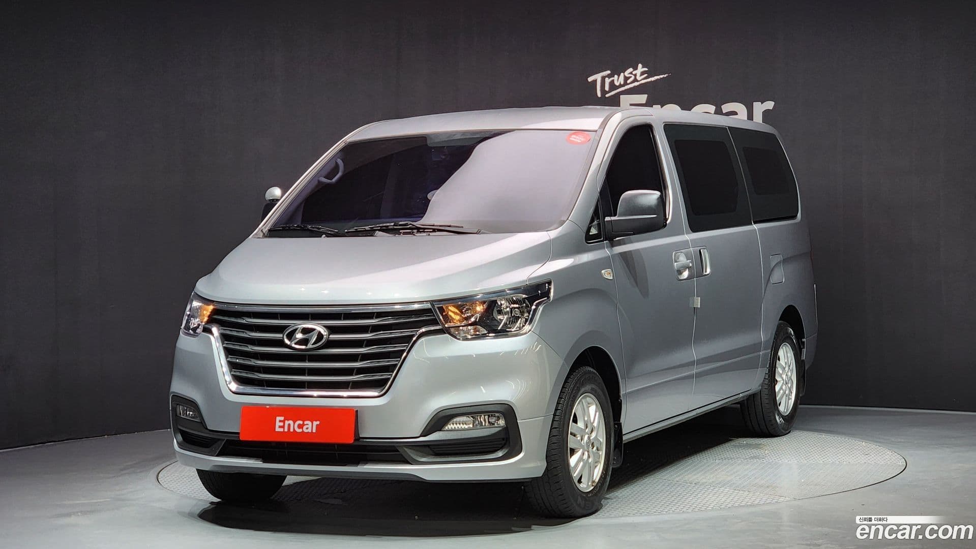 Main__Slider__Photo:Starex Hyundai 2019.6-0