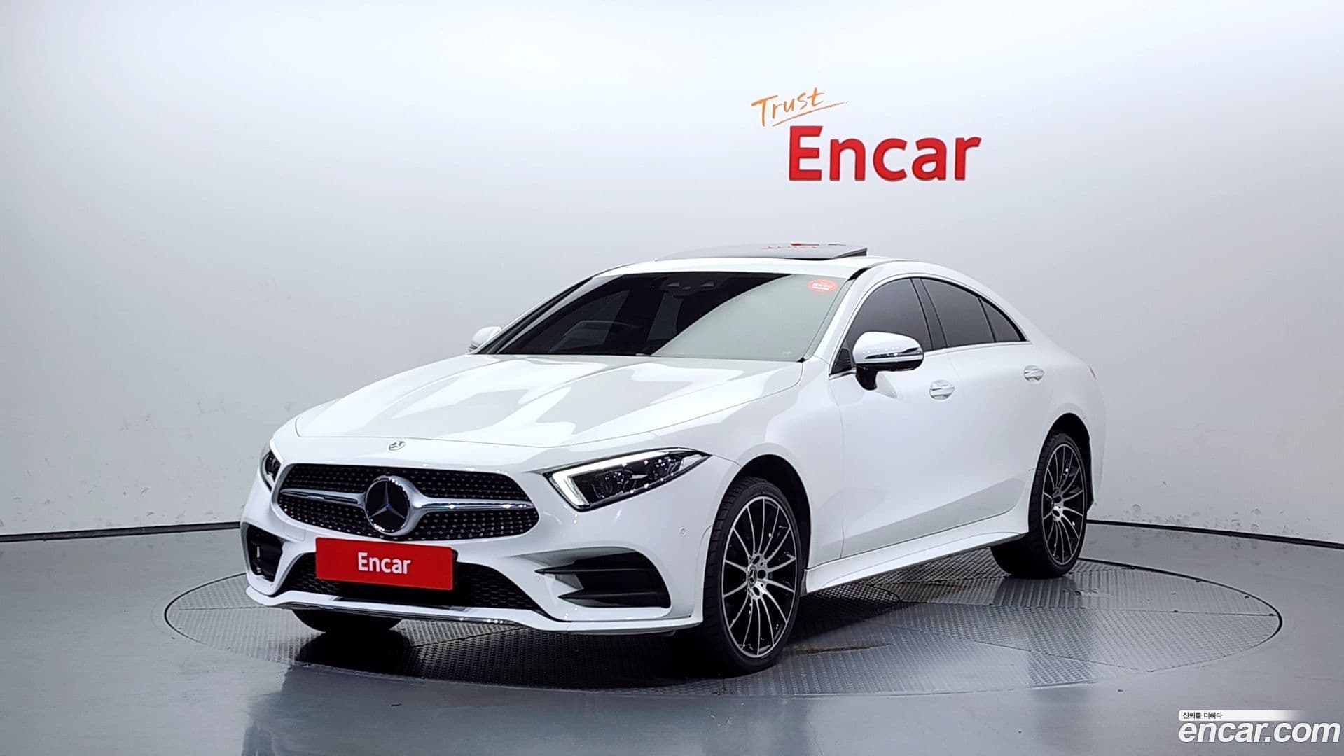 Main__Slider__Photo:CLS-Class Mercedes-Benz 2020.4-0