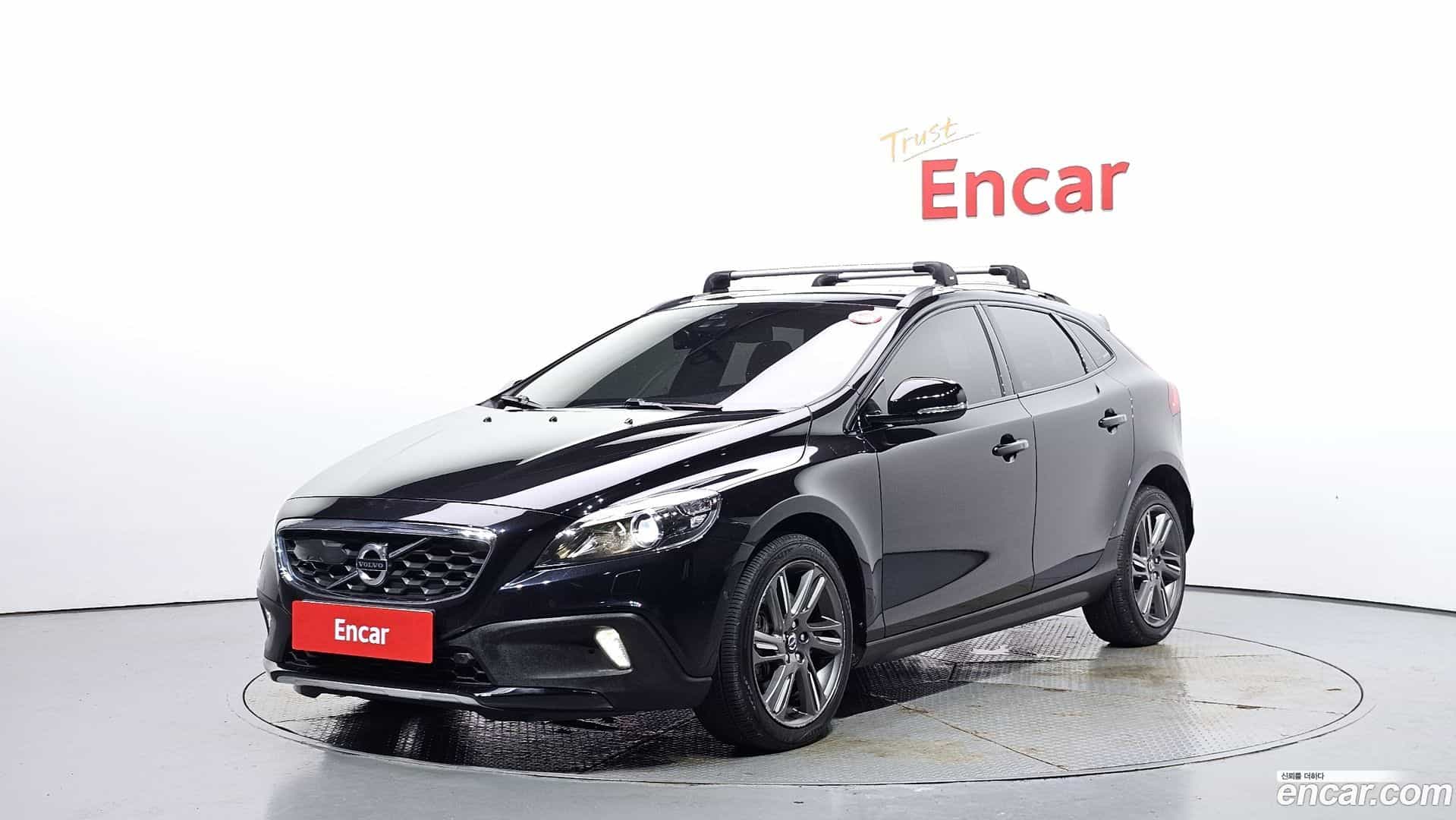 V40 Volvo 2015.1-OUTER-001