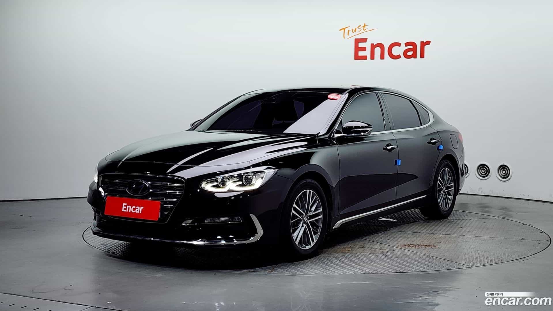 Grandeur Hyundai 2018.2-OUTER-1