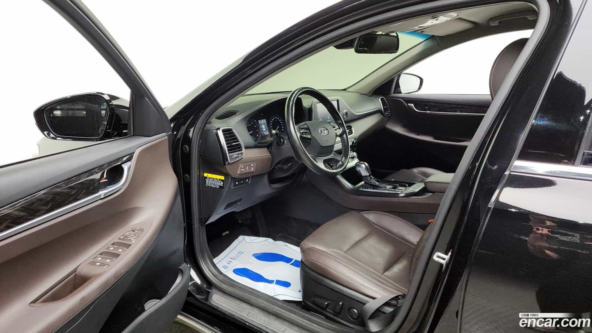 Grandeur Hyundai 2018.2-INNER-10