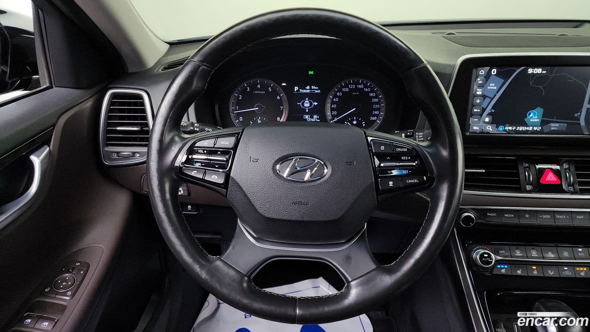 Main__Slider__Photo:Grandeur Hyundai 2018.2-13