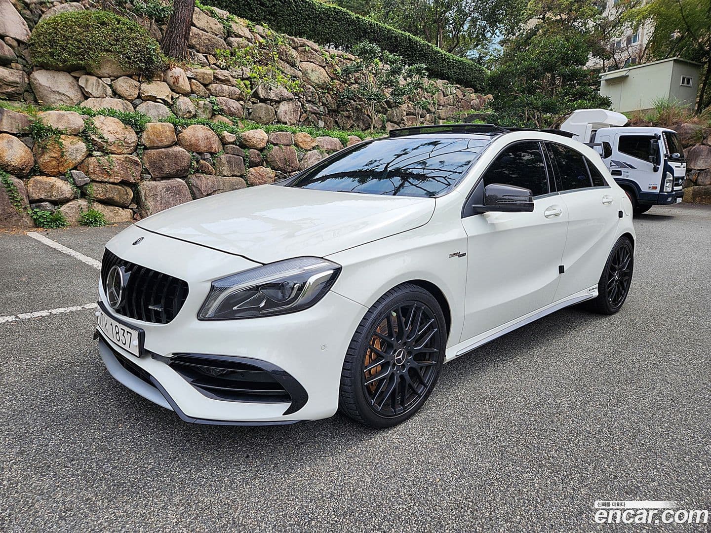 Main__Slider__Photo:A-Class Mercedes-Benz 2017.10-0