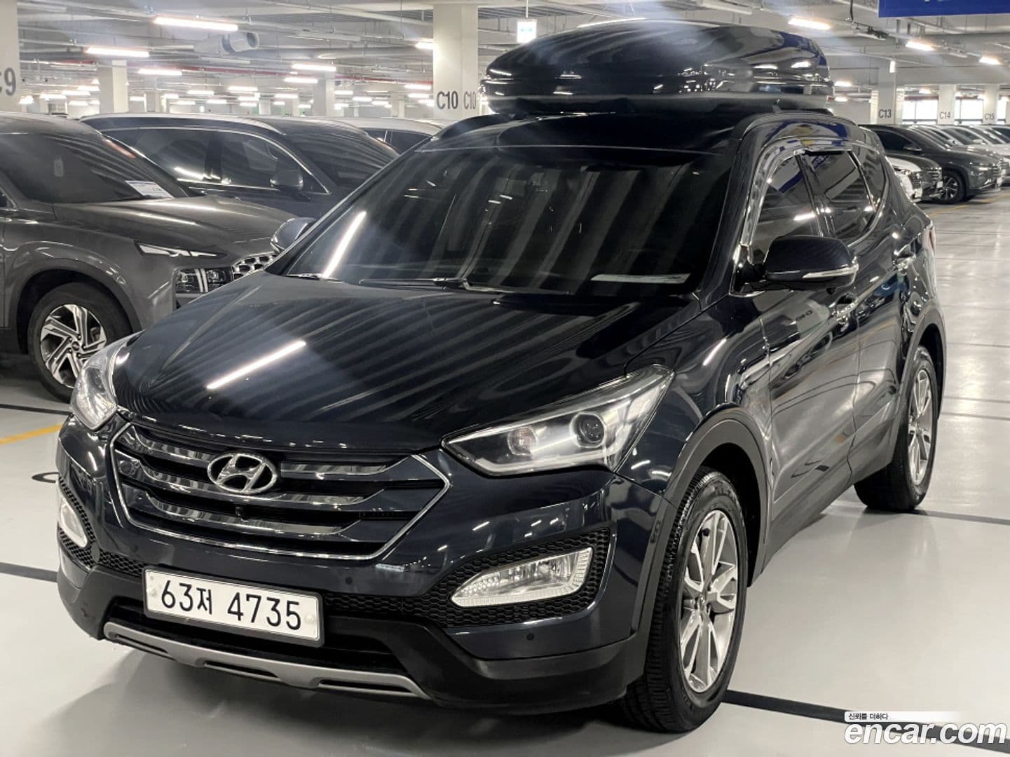 Main__Slider__Photo:Santafe Hyundai 2014.1-0